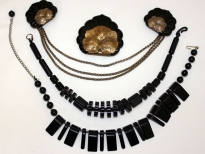 Zwarte sieraden Zwarte sieraden